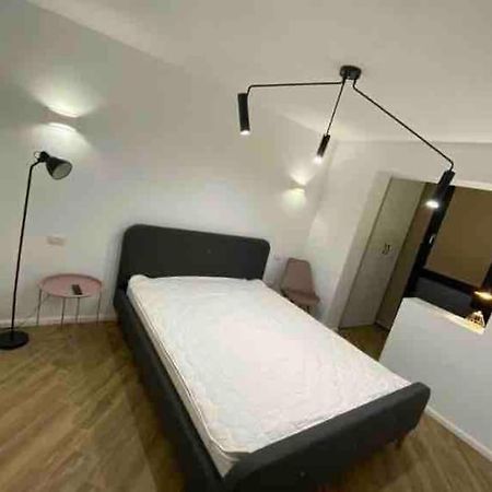 Enescu Flat Apartment Suceava Luaran gambar